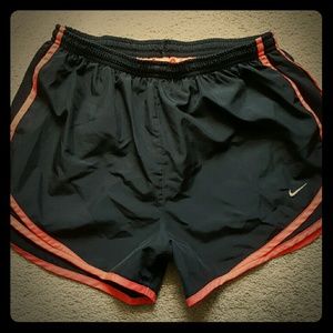 NIKE Tempo Dri-Fit Running Excercise Shorts L